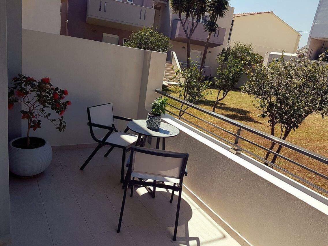 Luxury Apartments Near To The Beach Πλακιάς Εξωτερικό φωτογραφία